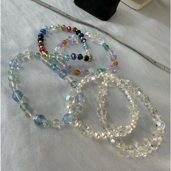 Vintage stretch bead sparkly bracelets - Picture 3 of 7